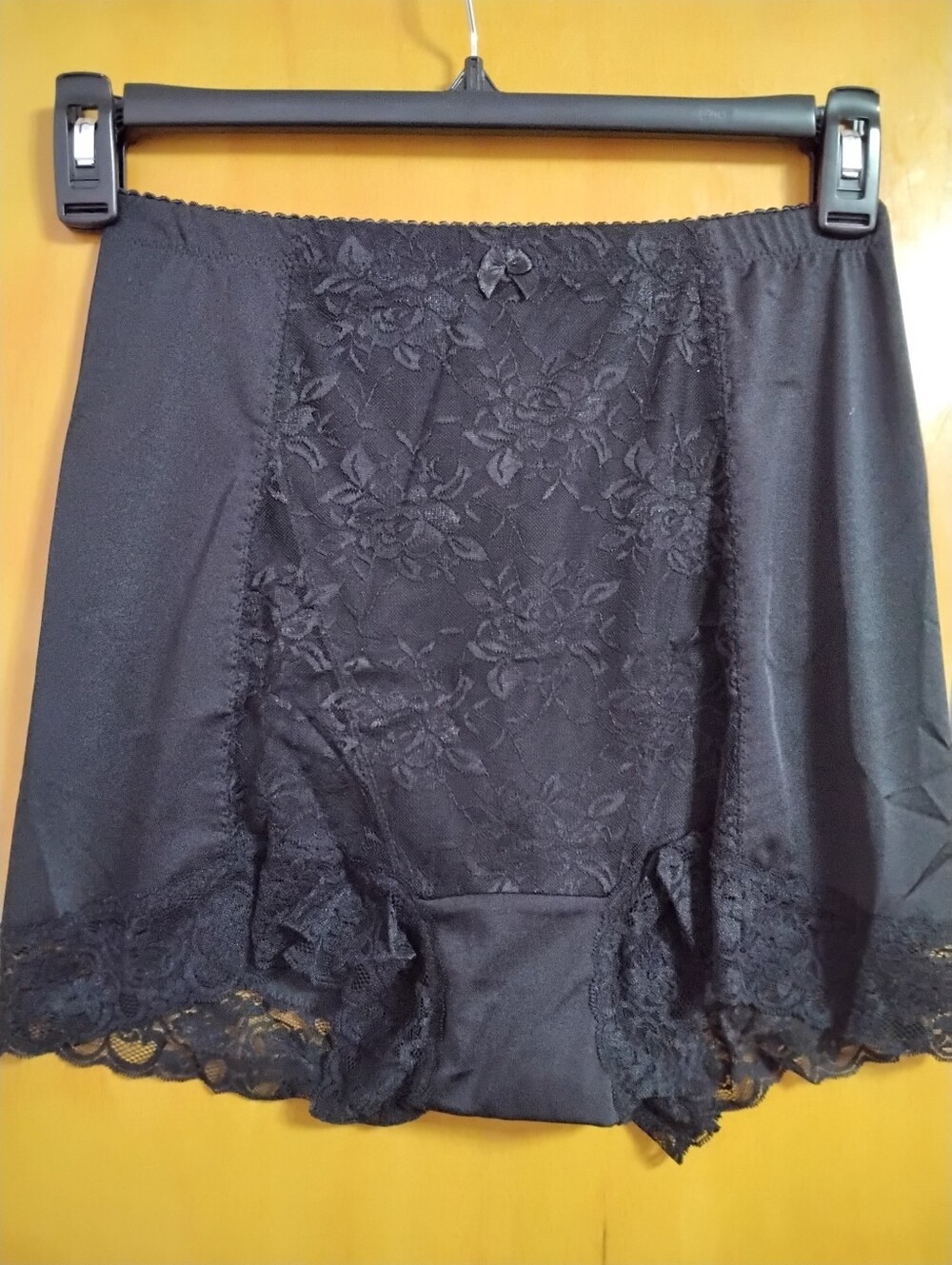 Rhonda Shear Black Lace High-Waist Pinup Retro Briefs (set of 2) – XL